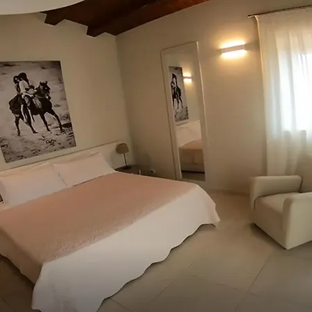 Domus Hyblaea 帕拉佐洛阿克雷伊德